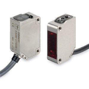 Cảm biến quang Omron E3ZM-CD62 2M